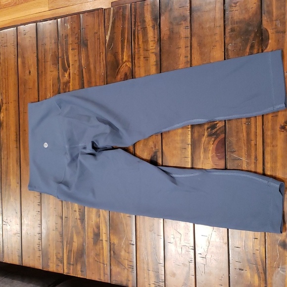 Lululemon align leggings 21" - Picture 9 of 10